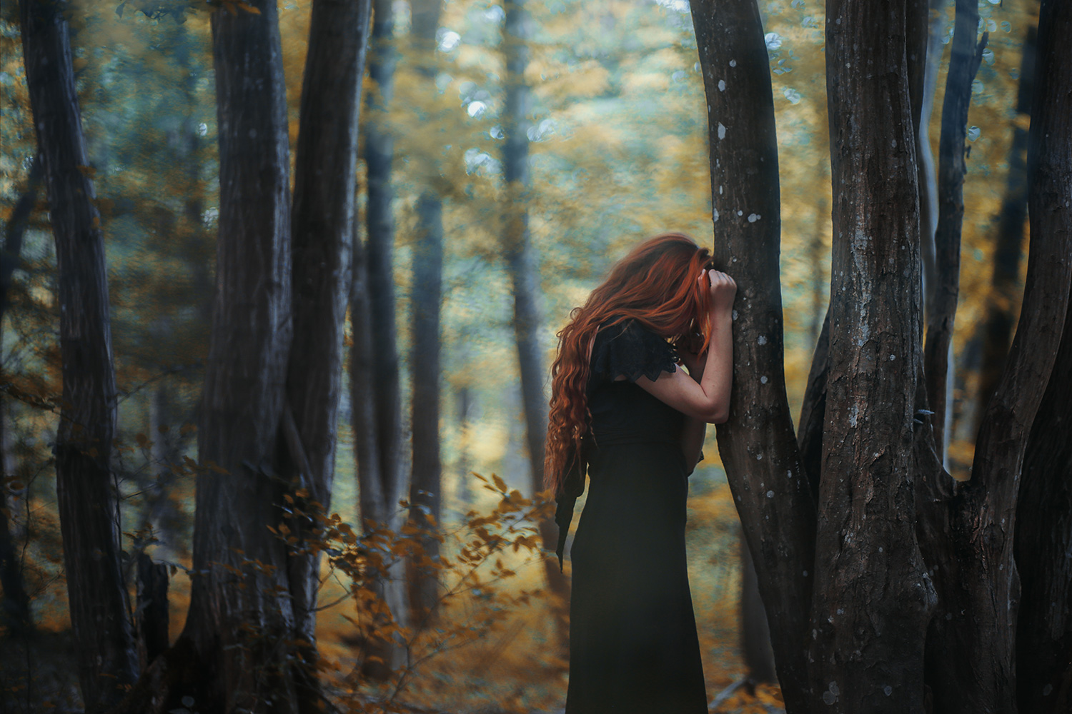 Raphaelle Monvoisin Confidence to the Trees, portrait in the woods