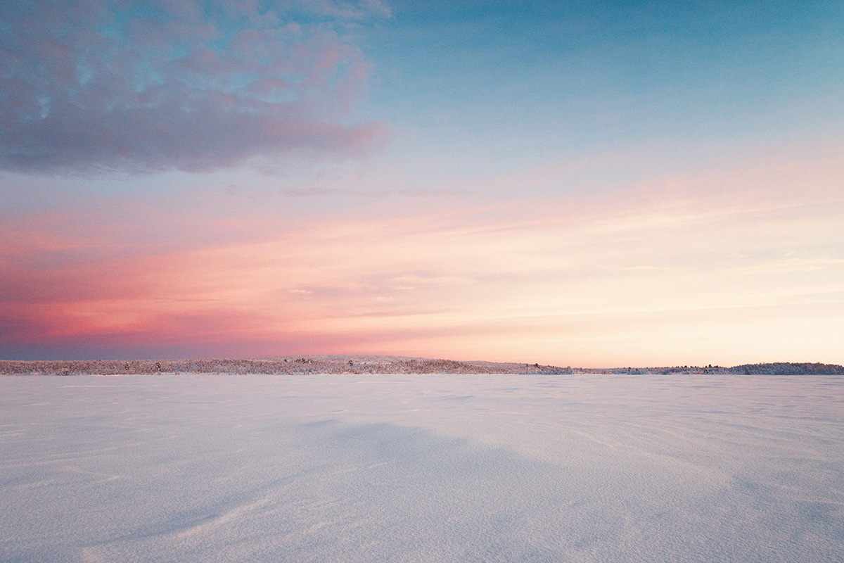 pink sky sunset Lapland Raphaelle Monvoisin