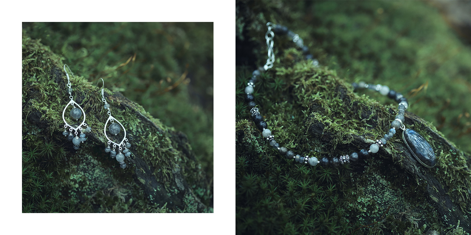 Reflet de Lune, silver and fine stones jewelry, earing bracelet and pendant, grey labradorite